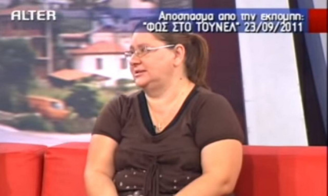 Κωστής Πολύζος: Τα δάκρυα της μάνας στο «Φως στο Τούνελ» - «Εκλιπαρούσε» για το παιδί της!