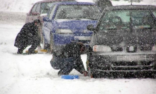 Κακοκαιρία: Πού χρειάζονται αντιολισθητικές αλυσίδες