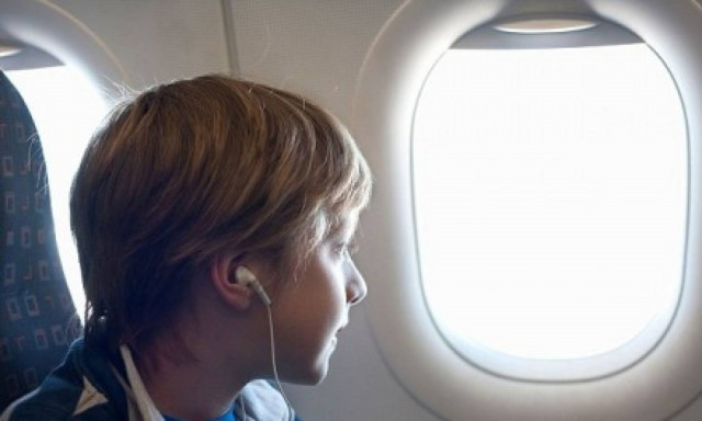 Γιατί τα παράθυρα των αεροπλάνων είναι οβάλ