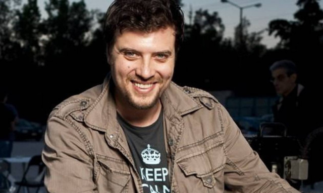 Στην Αράχωβα ο Λιβιεράτος με νέα συνοδό dj!