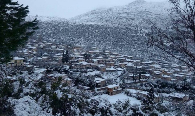 Καιρός: Χιονιάς σαρώνει τη χώρα – Πού το έχει «στρώσει» και πού θα χιονίσει τις επόμενες ώρες