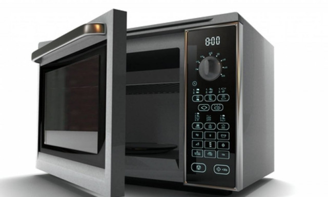 Αν έχεις φούρνο μικροκυμάτων τότε πρέπει να δεις οπωσδήποτε αυτό το βίντεο!