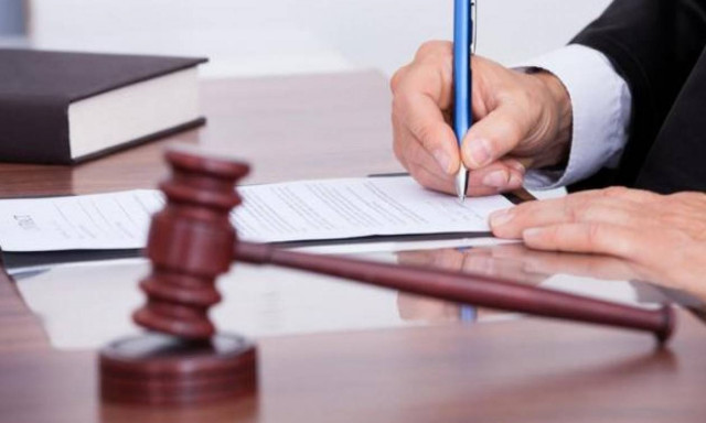 Στη μάχη των υπερχρεωμένων νοικοκυρών 196 νέοι ειρηνοδίκες