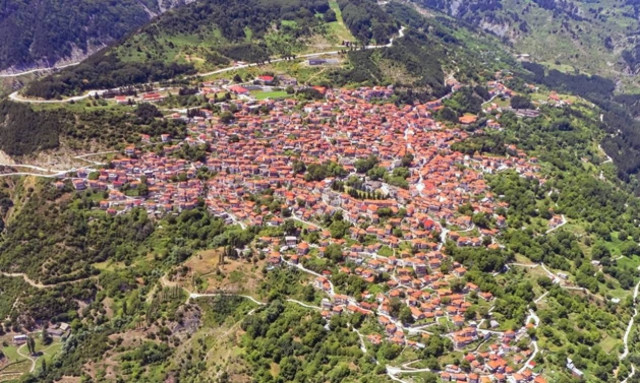 Καιρός - Μέτσοβο: Γιατί στέρεψαν οι βρύσες; Οι φωτογραφίες που κάνουν θραύση