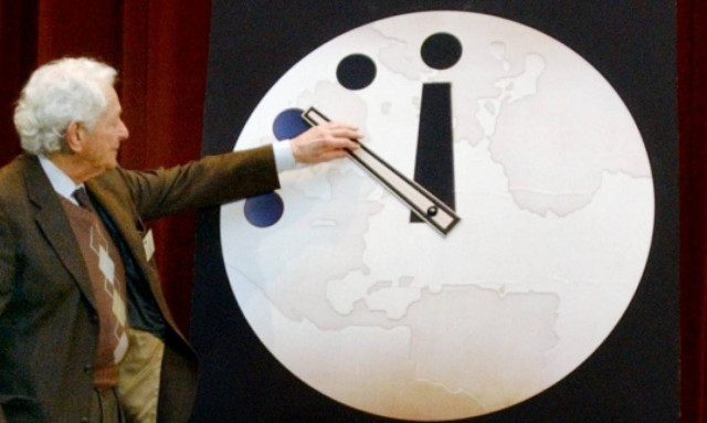 Δείτε τι έδειξε το «ρολόι της Αποκάλυψης» για την καταστροφή του κόσμου