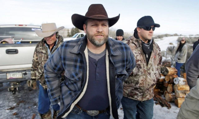 ΗΠΑ: Ένας νεκρός και έξι συλλήψεις σε κατάληψη κτιρίου από ενόπλους (Pics & Vid)