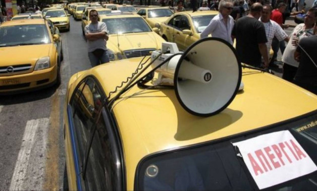 Στα «κάγκελα» και οι ταξιτζήδες - Δείτε πότε απεργούν