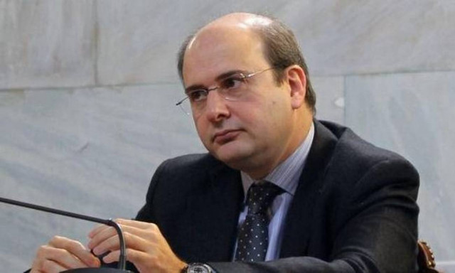 Χατζηδάκης: Την κυβέρνηση την εκδικείται ο εαυτός της