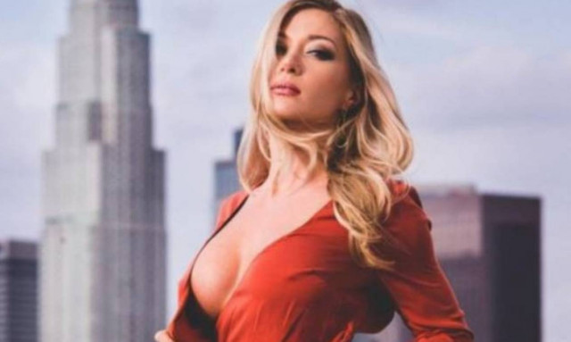 Tα πέταξε όλα έξω η Έλενα! (photos)