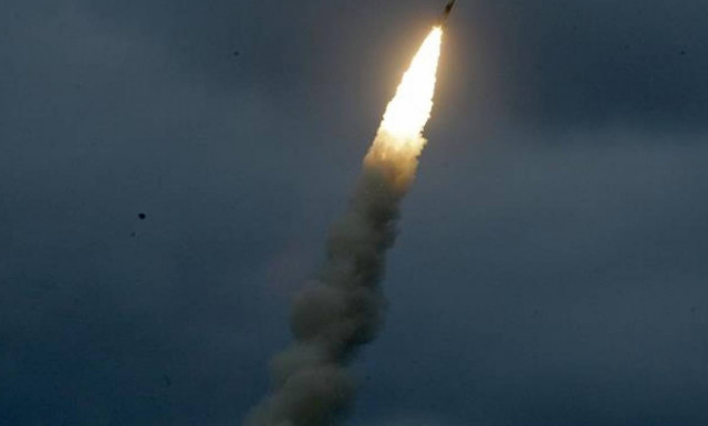 Ιράν: Δοκιμαστική βολή πυραύλου εμβέλειας 150 χιλιομέτρων (video)