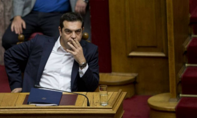 Προσφυγικό, αγροτικό και άδειες «ματώνουν» την κυβέρνηση