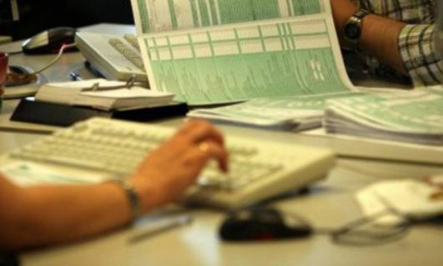 Απεργία: Με αποχή από τις υποβολές δηλώσεων απειλούν λογιστές και φοροτεχνικοί