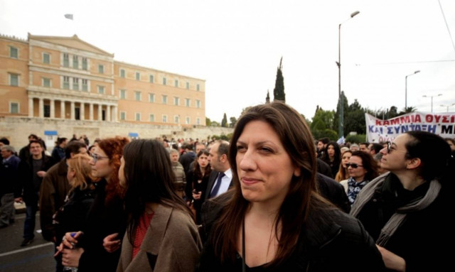 Κωνσταντοπούλου: Η κοινωνία στο δρόμο, ο Αλέξης στη Μέρκελ και τα ΜΑΤ στη Βουλή