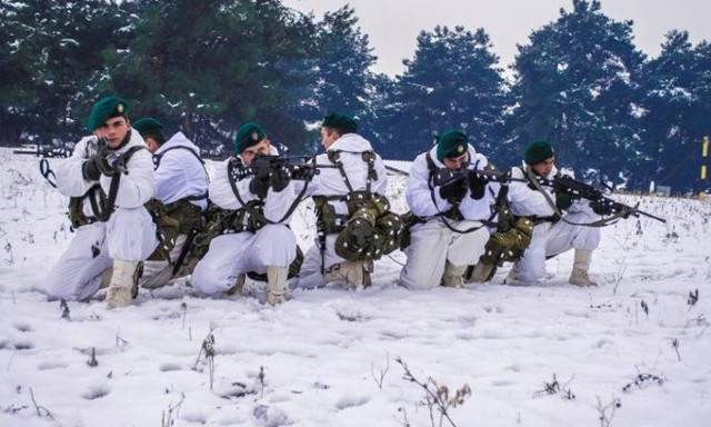 Eκπαίδευση Ειδικών Δυνάμεων (pics)