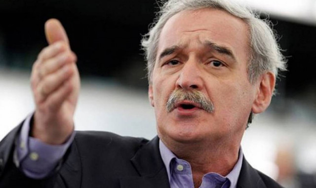 Κόλαφος για την κυβέρνηση η υπερψήφιση από το ΕΚ τροπολογίας Χουντή για τα νησιά