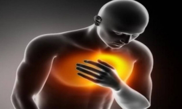 Οξύ έμφραγμα του μυοκαρδίου: Ποια είναι τα συμπτώματα & πώς θα προστατευθείτε