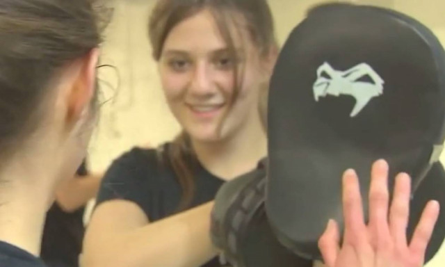 Γερμανία: Εκτοξεύτηκαν οι πωλήσεις όπλων λόγω σεξουαλικών επιθέσεων (video)