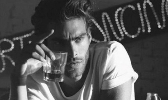 Οι άντρες αποκαλύπτουν: Tι πραγματικά θέλουν να τους κάνεις την ημέρα του Αγίου Βαλεντίνου;