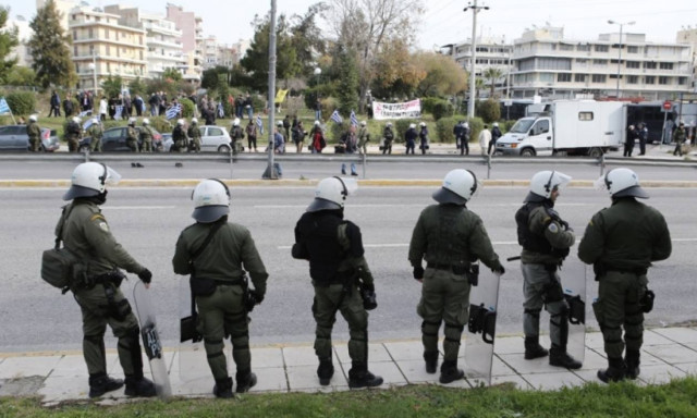 «Μυρίζει μπαρούτι» στο Σχιστό για τη δημιουργία Κέντρου Μετεγκατάστασης Προσφύγων (photos)