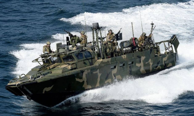 Προσφυγική κρίση: Η Κομισιόν υπέρ της εμπλοκής του ΝΑΤΟ στο Αιγαίο