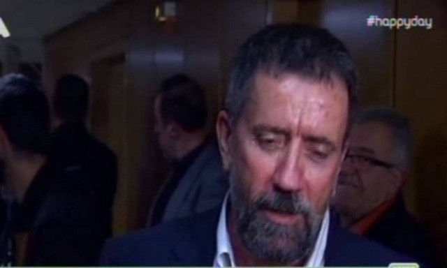 Έξαλλος ο Σπύρος Παπαδόπουλος: «Είναι χυδαίο να λένε ότι έχω λεφτά στο εξωτερικό» (video)