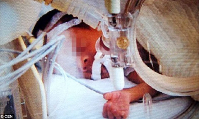 Απίστευτο! Νεκρό βρέφος, ξαναζωντάνεψε μέσα στο ψυγείο του νεκροτομείου