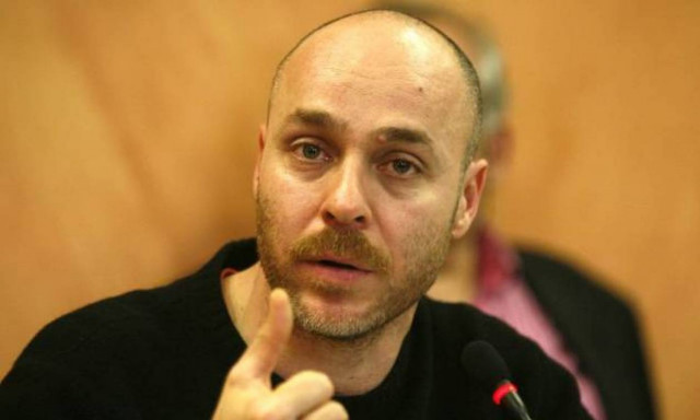 Ο Αμυράς σε ρόλο… αστυνομικού – Καταδίωξε ληστές έξω από τη Βουλή!