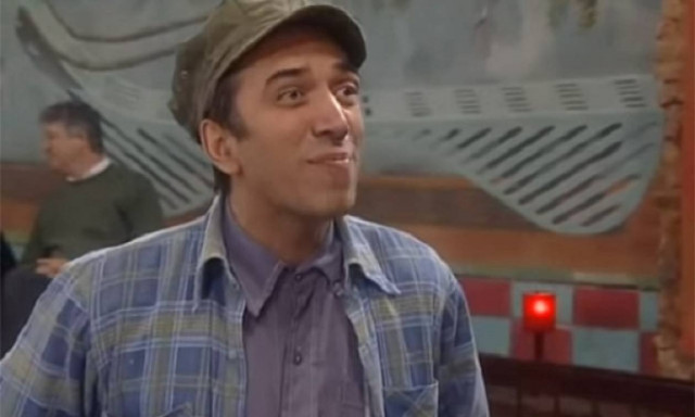 Δείτε πώς είναι σήμερα ο «Τρελαντώνης» από το «Καφέ της Χαράς» (photo)