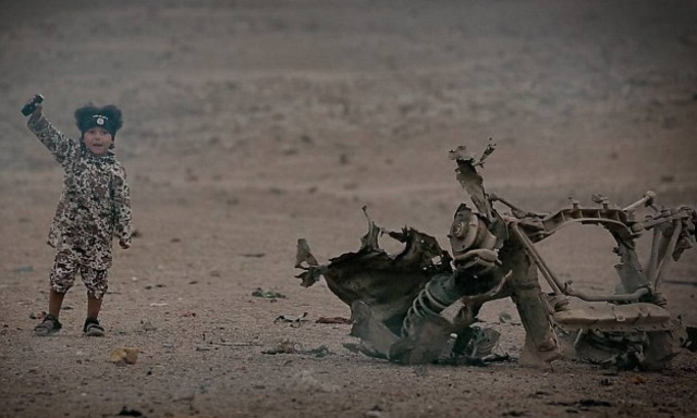 Ανατριχιαστικό βίντεο: Ο 4χρονος τζιχαντιστής ανατινάζει κατασκόπους