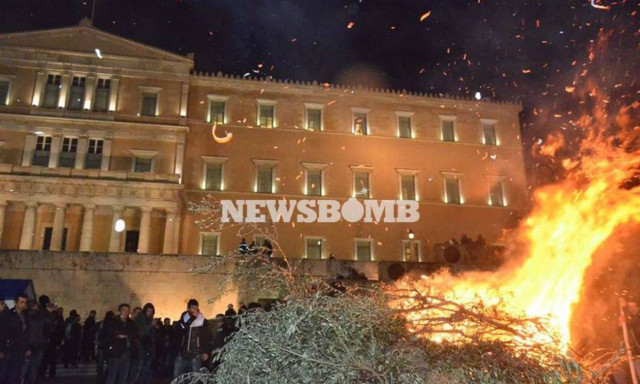 Οι αγρότες «γκρεμίζουν» τις ψεύτικες υποσχέσεις του Τσίπρα