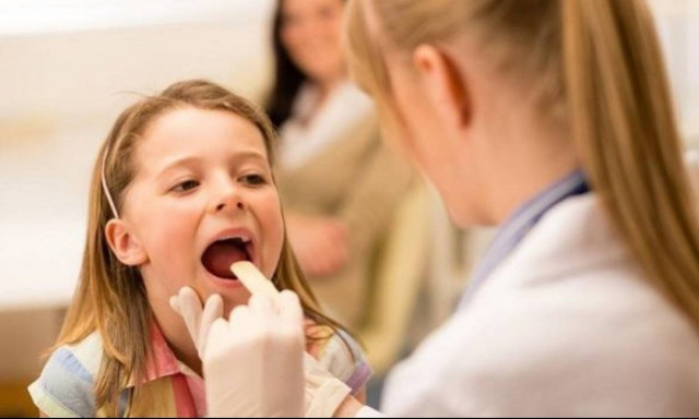 Σήμα κινδύνου: Η γρίπη προκαλεί οξείες φαρυγγίτιδες και λαρυγγίτιδες