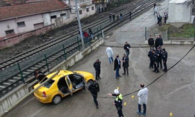 ΣΟΚ! Σκότωσε τον πατέρα του και αυτοκτόνησε στη μέση του δρόμου! (video)