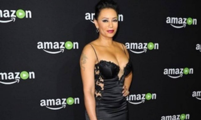 Mel B: Το αποκαλυπτικό ατύχημα στην παραλία