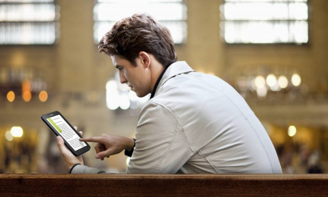 Πόσοι είναι τελικά οι χρήστες των ελληνικών social media;