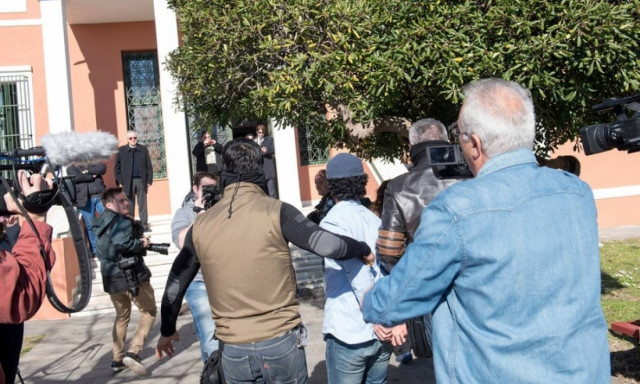 Την Πέμπτη η απολογία των αλλοδαπών που μετέφεραν οπλοστάσιο με τροχόσπιτα