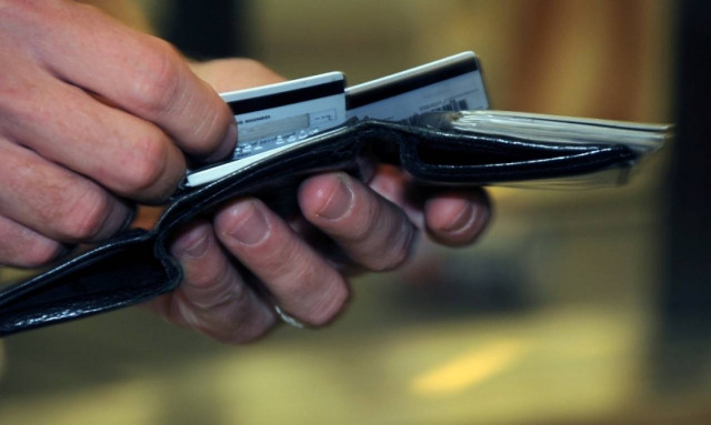 Αποδείξεις: Τριπλασιάζεται το ποσό για την κατοχύρωση του αφορολόγητου