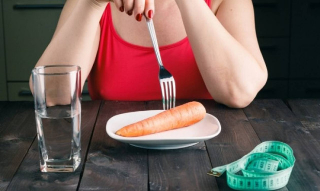 Στερητικές δίαιτες και οστεοπενία: Τι πρέπει να προσέχετε