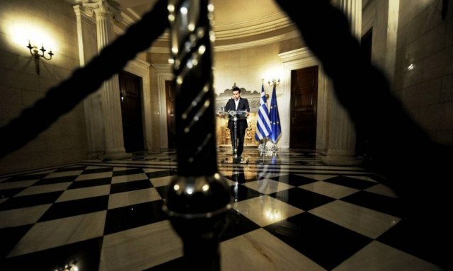 Προσφυγικό: Τρικυμία εν - κυβερνητικό - κρανίω