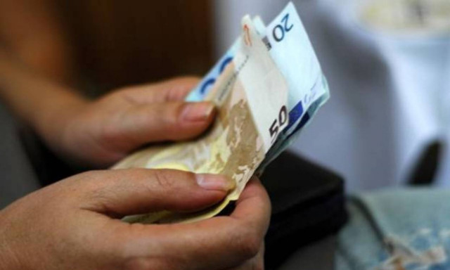 Εισφορά αλληλεγγύης: Τα βάρη πάλι στα …πολύπαθα μεσαία στρώματα