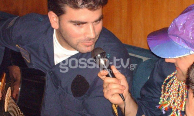 Παντελής Παντελίδης: Ανέκδοτες φωτογραφίες απο την πρώτη χρονιά του στο Πολεμικό Ναυτικό