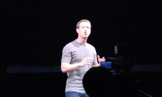 Γιατί ο Μαρκ Ζάκερμπεργκ εμφανίστηκε στην παρουσίαση του Galaxy S7; (pics & vid)