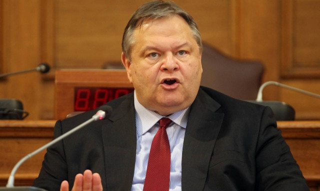 Βενιζέλος: Η χώρα δυστυχώς παραπαίει