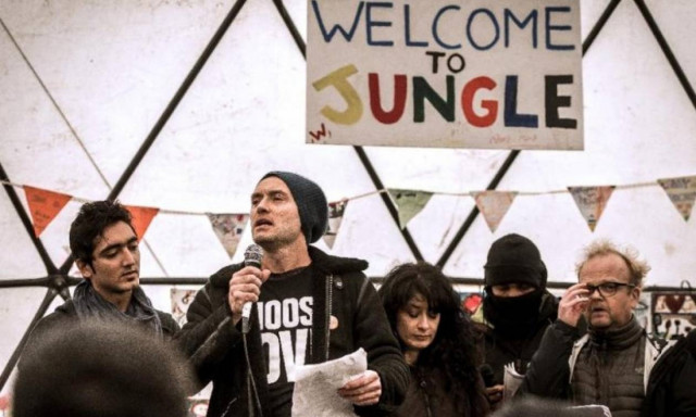 Ο ηθοποιός Τζουντ Λο και άλλοι διάσημοι στην «Ζούγκλα» του Καλαί (pics & vid)