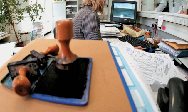 Τσουνάμι μετακλητών και συμβούλων στο Δημόσιο - Όλες οι αποφάσεις, όλα τα ονόματα!