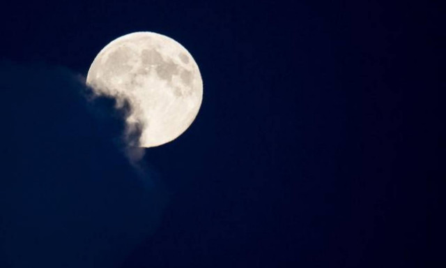 NASA: Η «μουσική» από τη «σκοτεινή πλευρά της σελήνης» (vids)