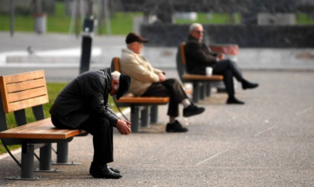 «Μαχαίρι» στα εφάπαξ με απόφαση Κατρούγκαλου