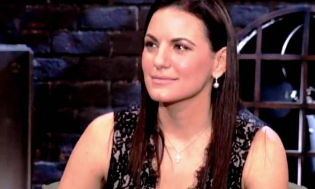 Το καυτό… στριπτίζ της Κεφαλογιάννη! (video)