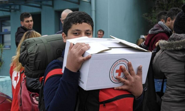 Ελληνικός Ερυθρός Σταυρός: Καθημερινές παρεμβάσεις για τη στήριξη των προσφύγων