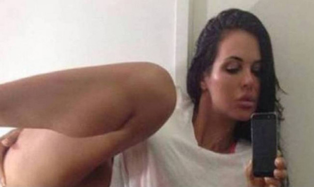 Οι 10 πιο «καυτές» selfie όλων των εποχών! (photos)