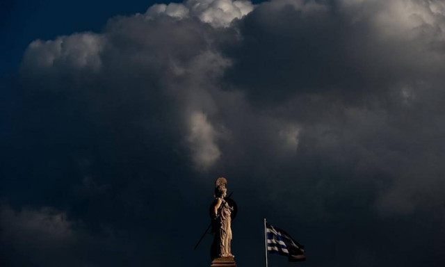 Χρεοκοπία της Ελλάδας τον Μάρτιο βλέπει το Spiegel